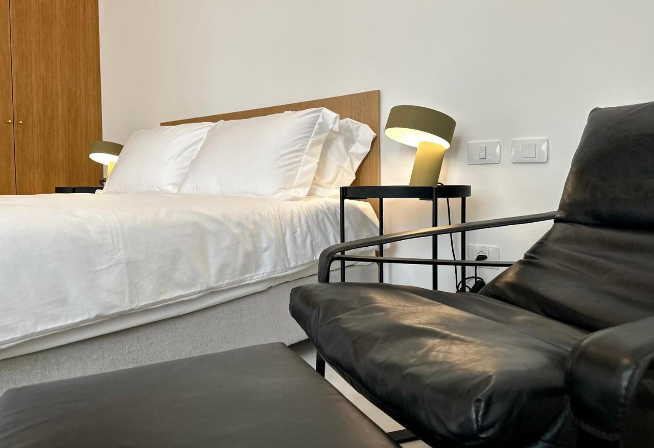 Rothschild 69 Hotel Tel Aviv Buitenkant foto