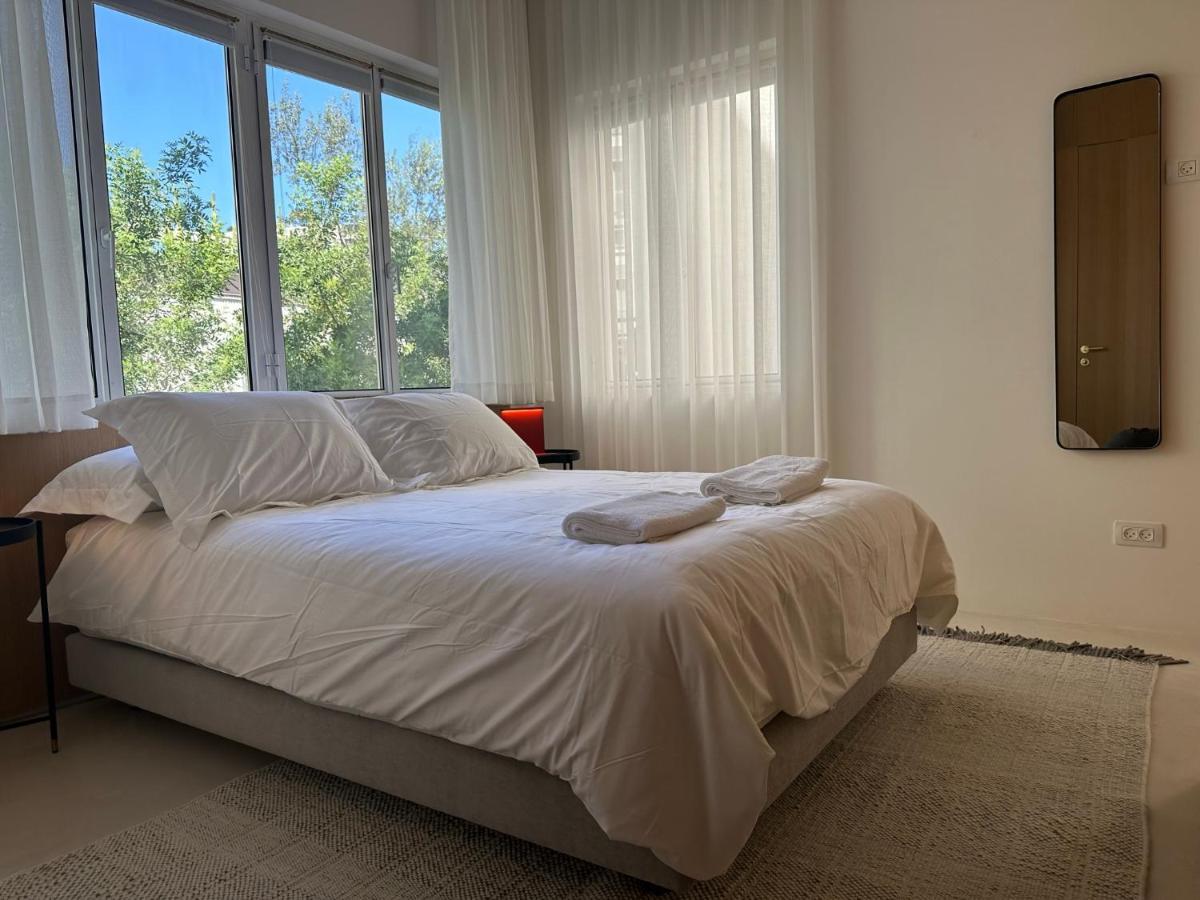 Rothschild 69 Hotel Tel Aviv Buitenkant foto