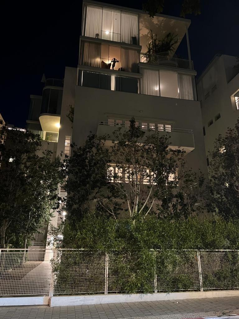 Rothschild 69 Hotel Tel Aviv Buitenkant foto